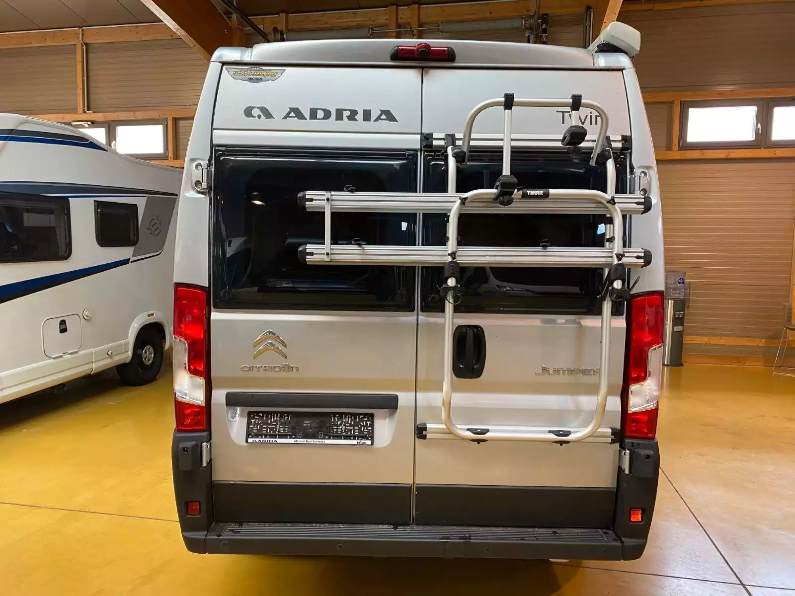 ADRIA Twin 600 SP Axess